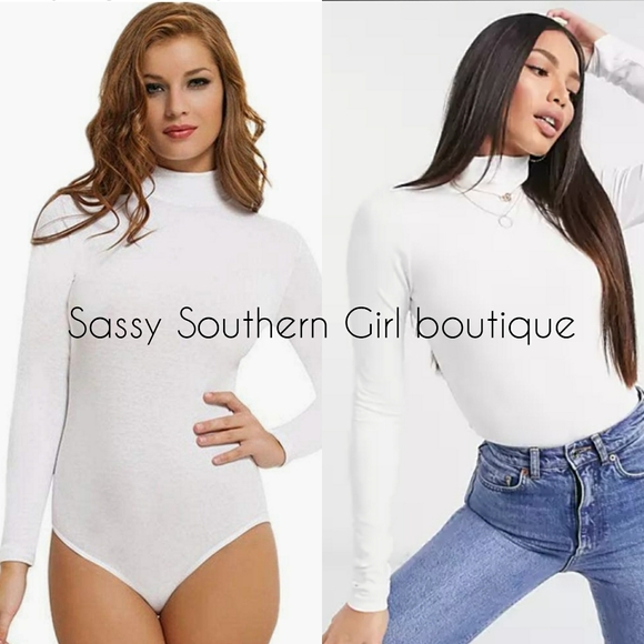 ⭐🆕 White mock neck  bodysuit - Picture 1 of 10